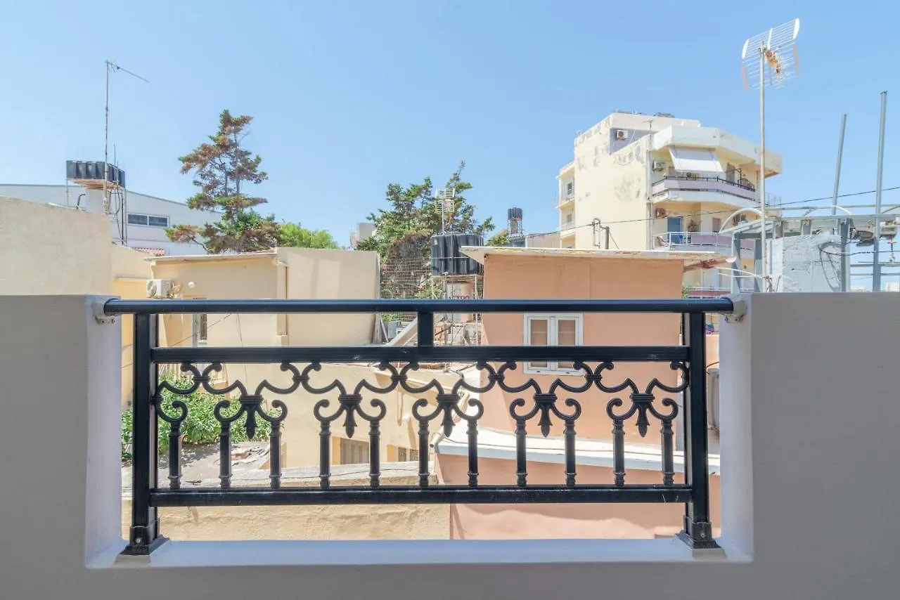 Comfortable Flat In The Heart Of The Old Town Ираклион Апартаменты